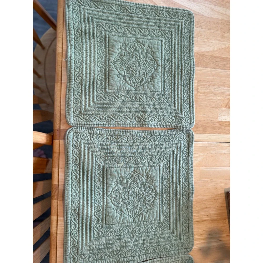 Set of 4 Quilted Sage Green Square Placemats 14